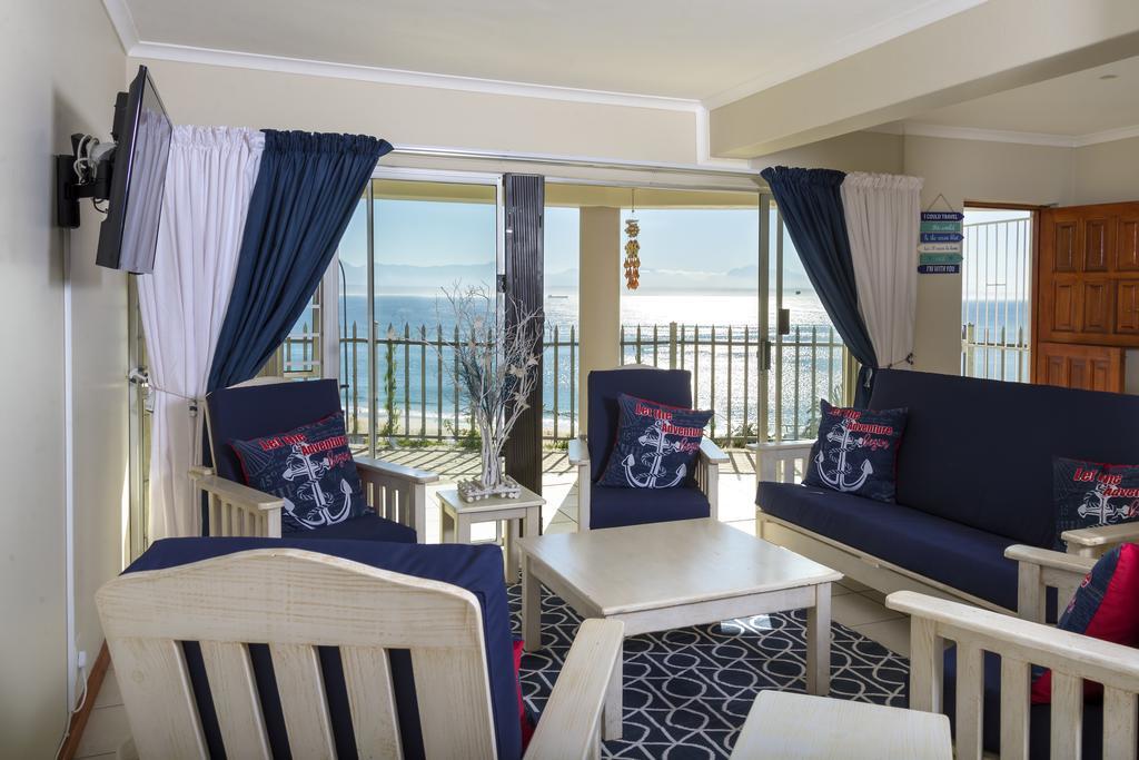The White House Apartment Mossel Bay Exterior foto