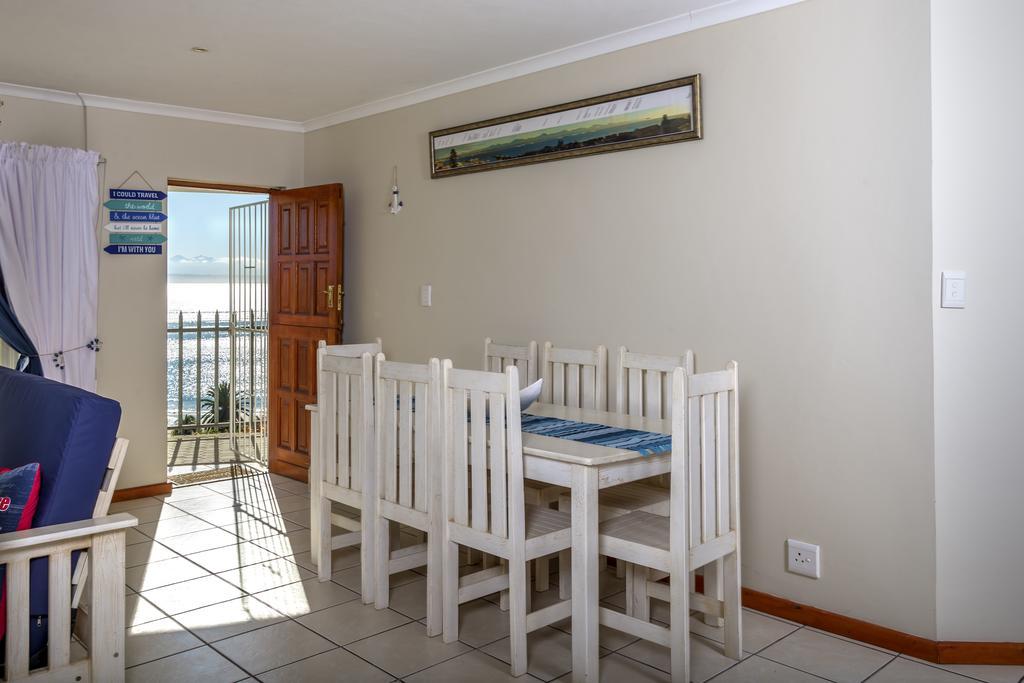 The White House Apartment Mossel Bay Exterior foto